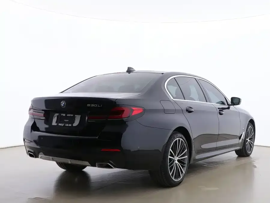 BMW 5 Series BMW 5 Series 2023 530Li Leading M Sport Package 2023 — миниатюра 2