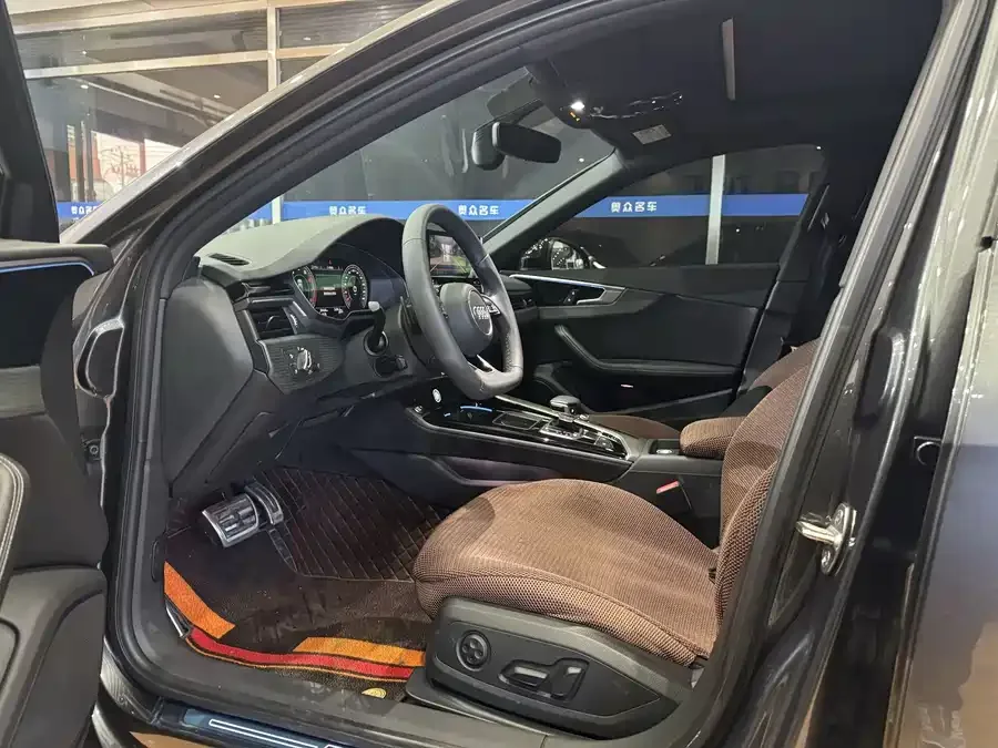 Audi a4 l 2023 40 TFSI luxury and dynamic model 2023 — миниатюра 5