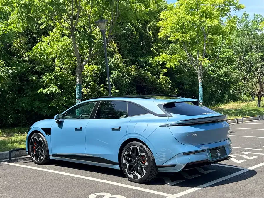 Zeekr 007GT Zeekr 007GT 2025 All-Wheel Drive Smart Edition 75kWh 2025 — миниатюра 4