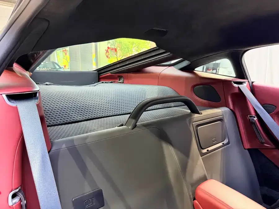 McLaren GT 2022 4.0T standard model 2024 — миниатюра 4