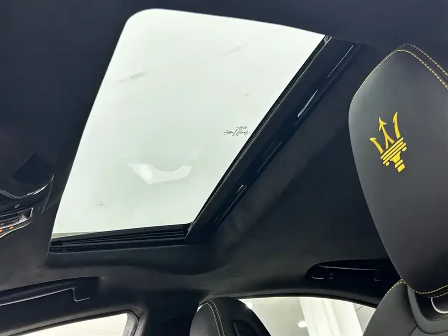 Maserati GHIBLI Ghibli 2022 3.0T Modena 2024 — миниатюра 5