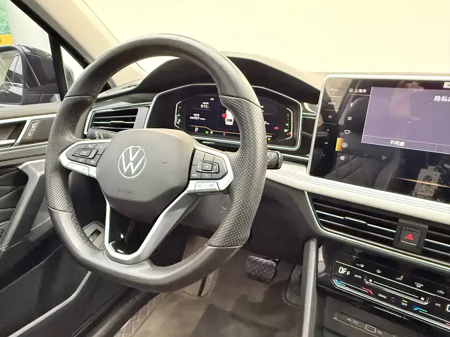 Volkswagen Tiguan L Tiguan L 2024 330TSI Automatic 2WD Smart Edition 2024 — миниатюра 3
