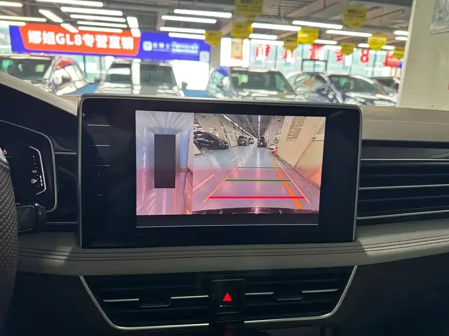 Volkswagen Tiguan L Tiguan L 2022 380TSI automatic four-wheel drive R-Line flagship version 7 seats 2022 — миниатюра 4