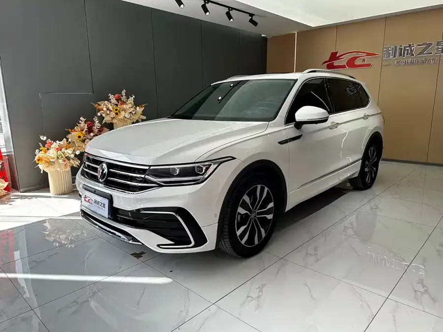 Volkswagen Tiguan L 2022
