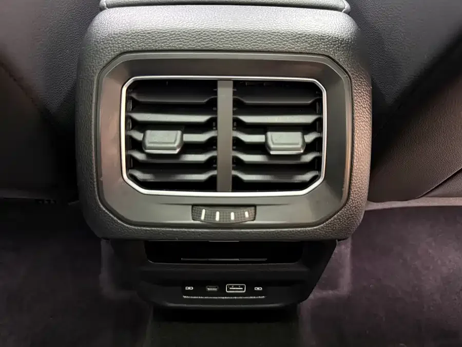 Volkswagen Tiguan L Tiguan L 2022 330TSI Automatic 2WD R-Line Enjoy Edition 2022 — миниатюра 5
