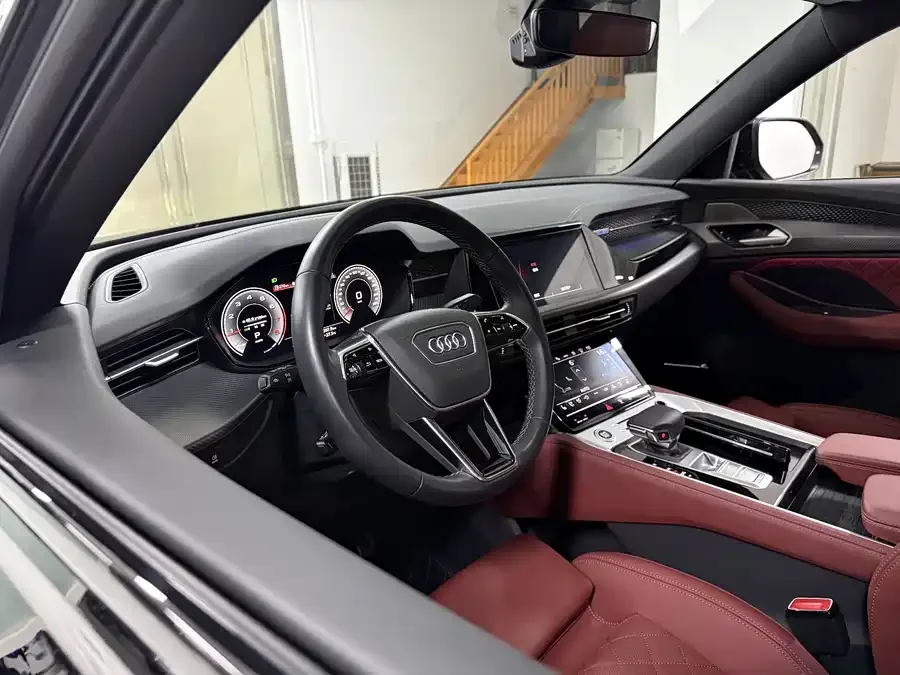 Audi Q6 2024 45 TFSI quattro Black Warrior Edition 6 Seaters 2024 — миниатюра 3