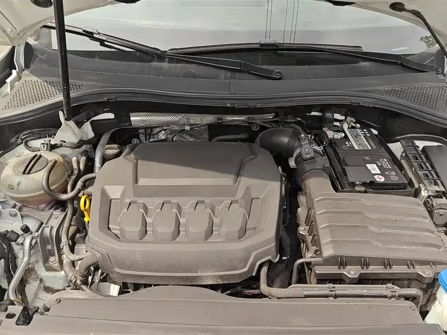 Volkswagen Tiguan L Tiguan L 2023 330TSI Automatic 2WD R-Line Enjoy Edition 2023 — миниатюра 3