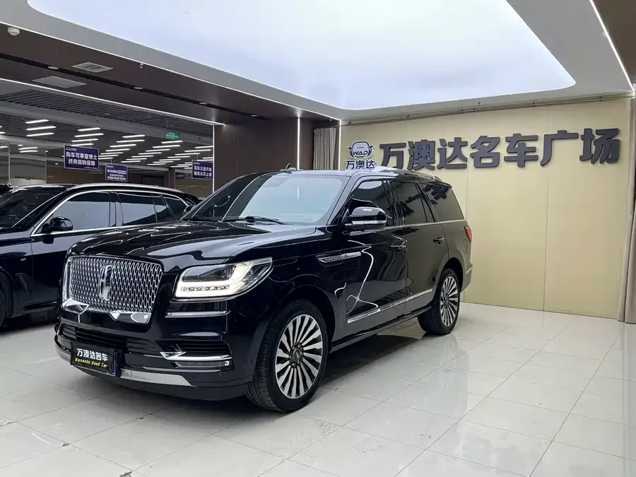 Lincoln Navigator 2022