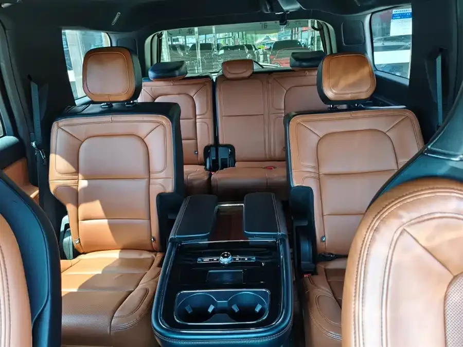 Lincoln Navigator Navigator 2022 3.5T Honor Edition 2022 — миниатюра 5