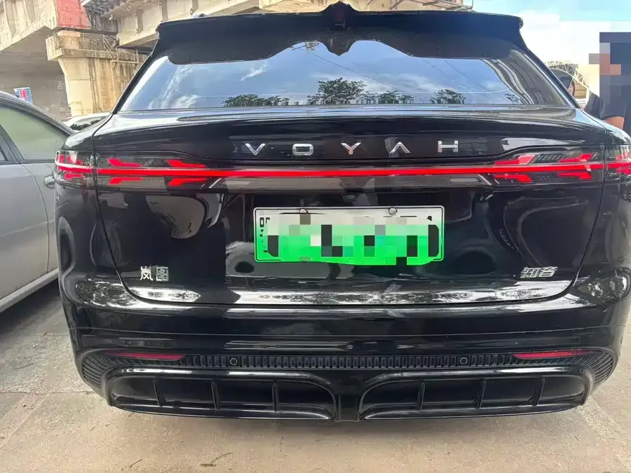 Voyah Courage Lantu Zhiyin 2024 long-range supercharged version 2024 — миниатюра 5