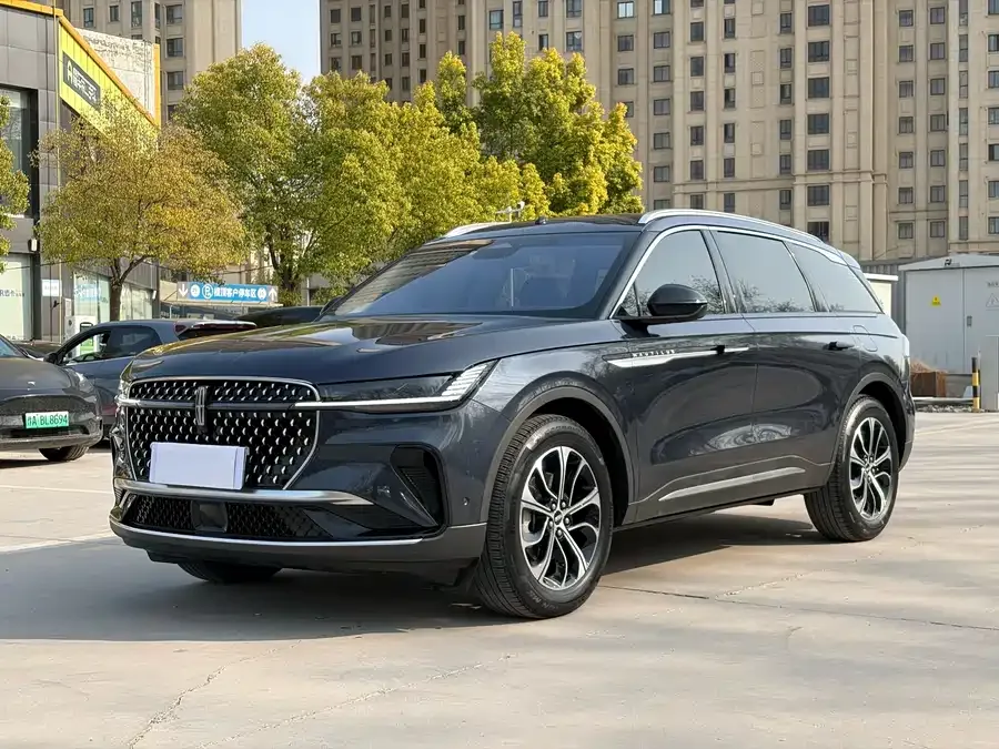 Lincoln Navigator 2023