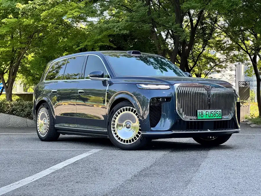 Voyah Taishan 2025