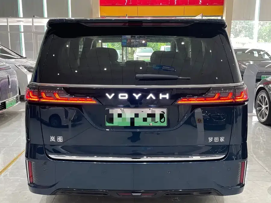 Voyah Lantu Dreamer Lantu Dreamer 2025 PHEV 4WD Flagship Kunpeng Edition 2025 — миниатюра 3