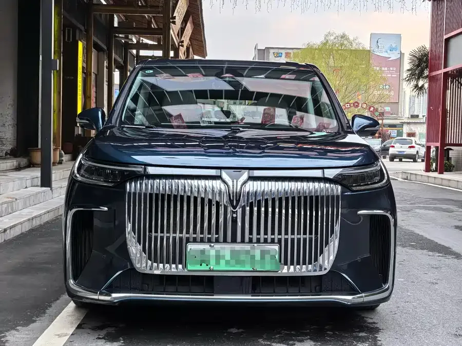Voyah Lantu Dreamer Lantu Dreamer 2025 PHEV 4WD Flagship Kunpeng Edition 2025 — миниатюра 5