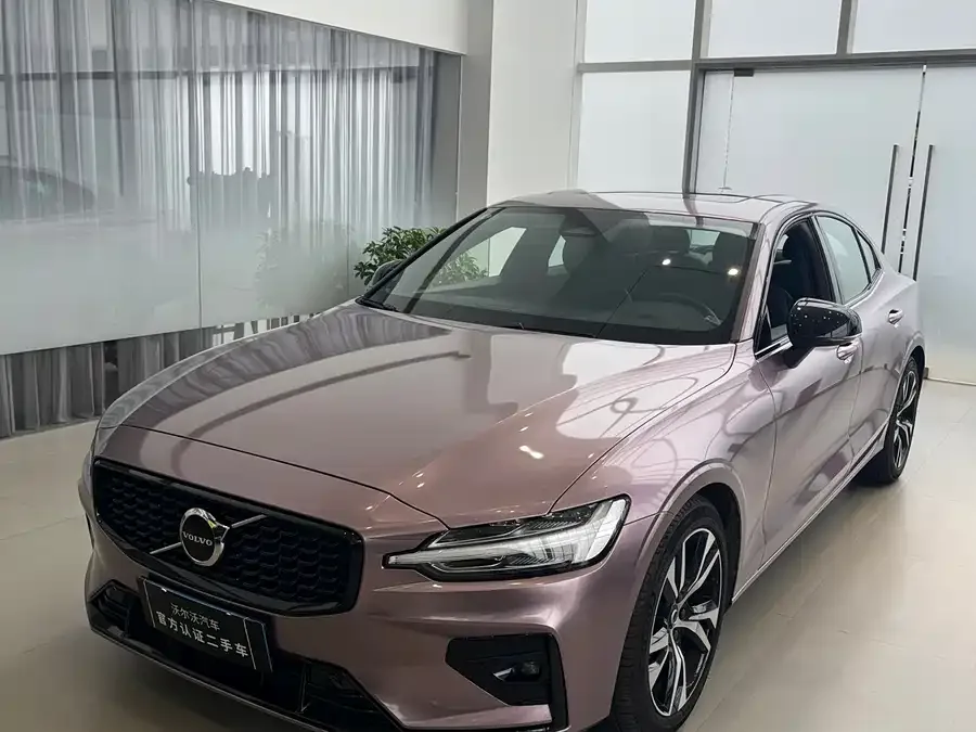 Volvo S60 2024