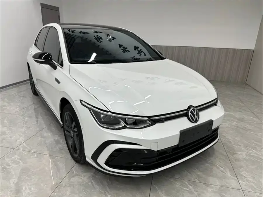 Volkswagen Golf 2023