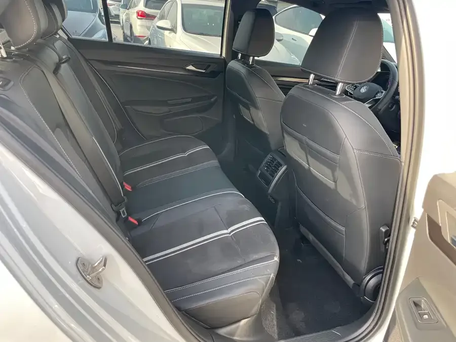 Volkswagen Golf Golf 2021 280TSI DSG R-Line 2022 — миниатюра 3
