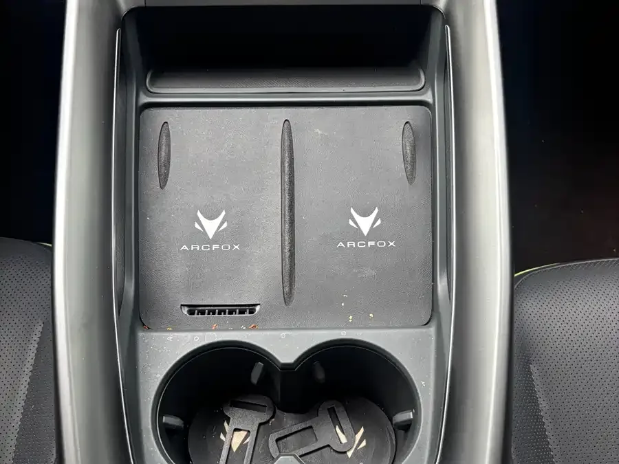 ARCFOX Alpha S5 Alpha S5 2025 560MAX 185kW 2025 — миниатюра 4