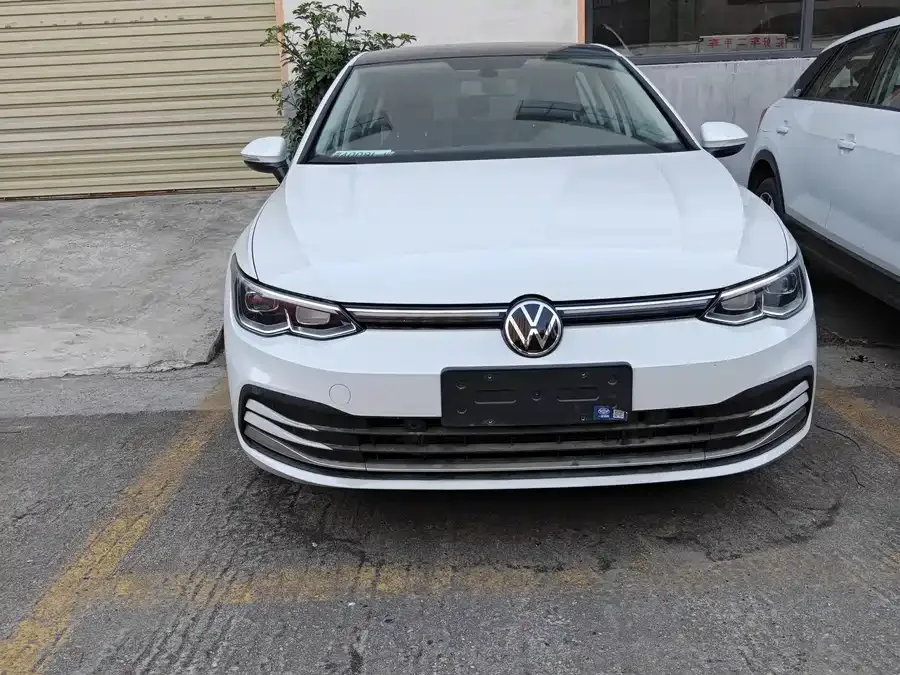 Volkswagen Golf 2023