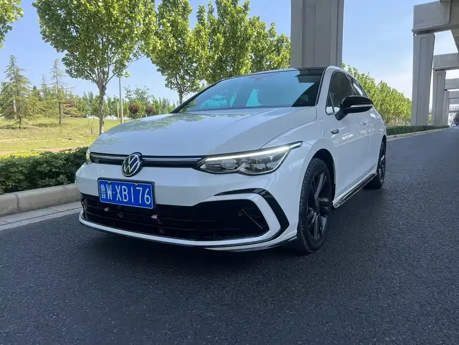 Volkswagen Golf 2022