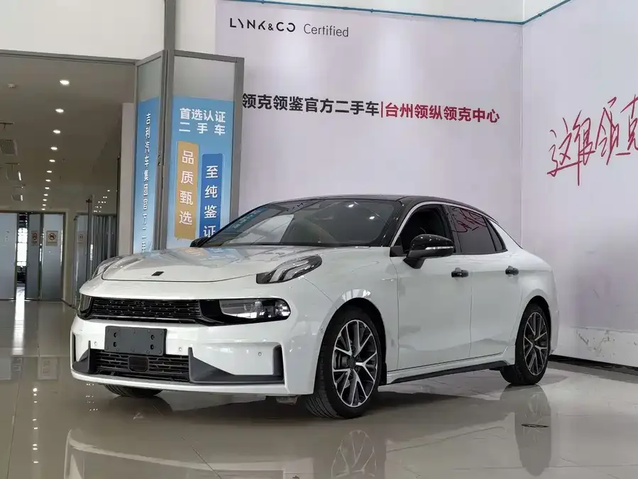 Lynk & Co 03 2022
