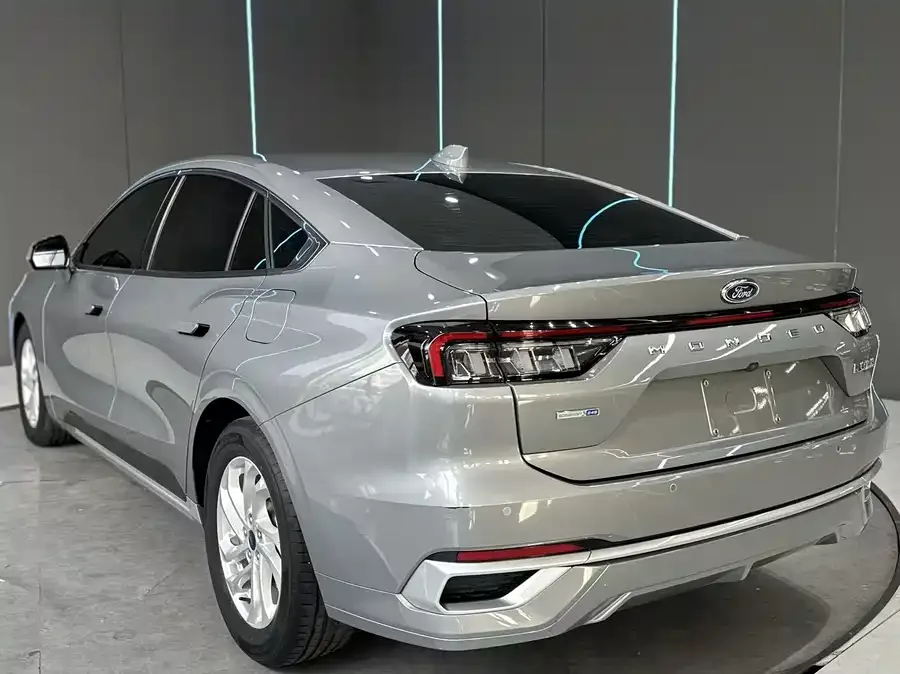 Ford Mondeo Mondeo 2022 facelift EcoBoost 245 Fashion Edition 2023 — миниатюра 5