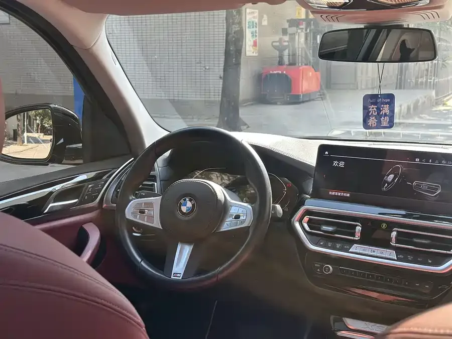 BMW X3 2022 facelift xDrive25i M Sport package 2023 — миниатюра 5