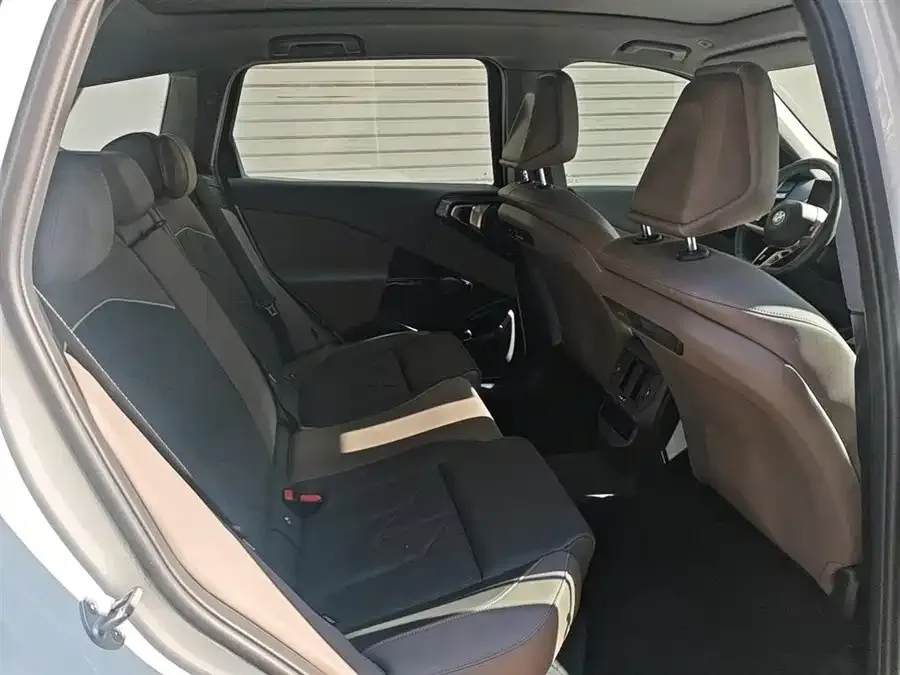 BMW X3 2025 xDrive30L Premium M Sport Night Edition 2025 — миниатюра 5
