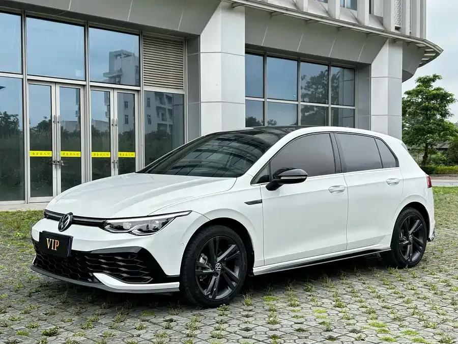 Volkswagen Golf 2023