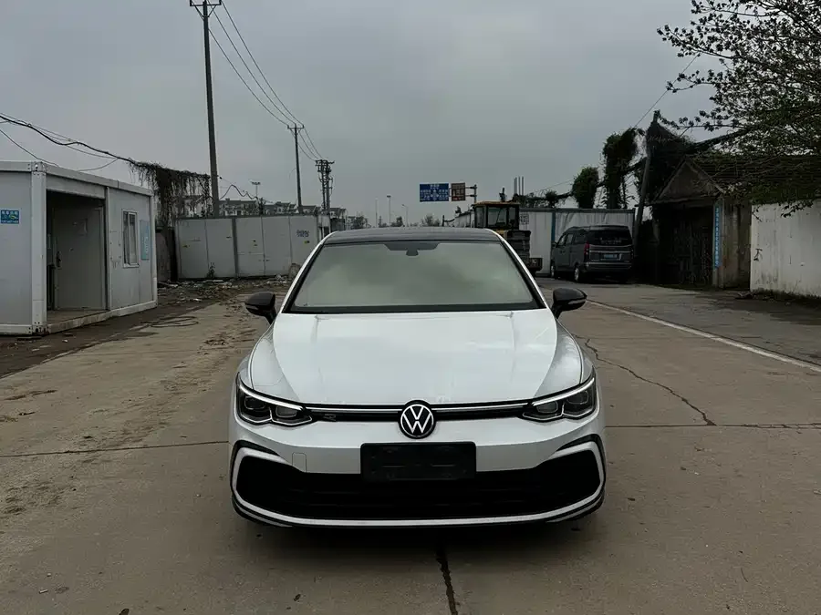 Volkswagen Golf 2022