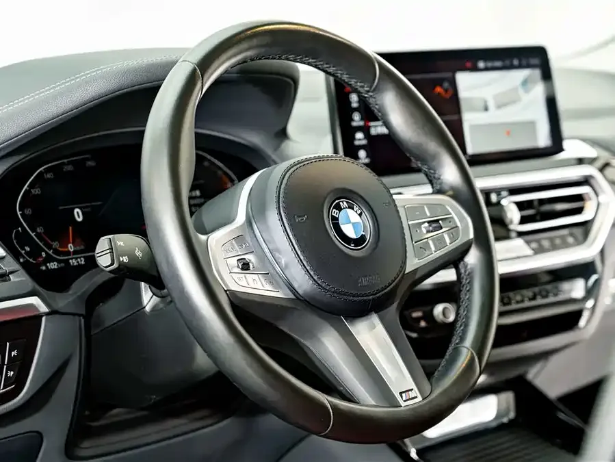 BMW X3 2022 facelift xDrive25i M Sport package 2023 — миниатюра 3