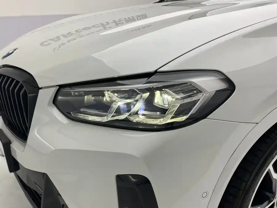 BMW X3 2023 facelift xDrive30i Leading M Night Edition 2024 — миниатюра 3