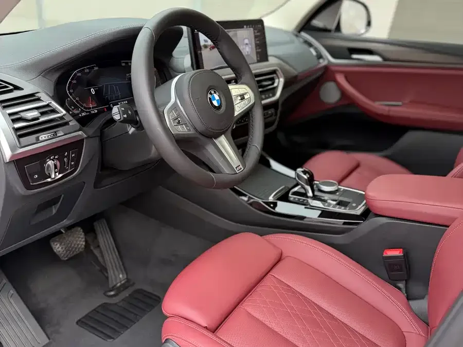 BMW X3 2023 facelift xDrive30i Leading M Night Edition 2024 — миниатюра 4