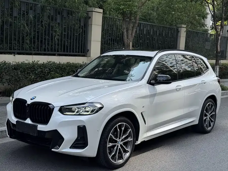 BMW X3 2022 xDrive30i Advanced M Night Package 2023 — фото 1, купить с доставкой в Москву