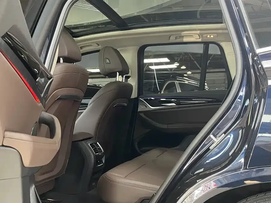 BMW X3 2022 xDrive25i M Sport Package 2022 — миниатюра 4