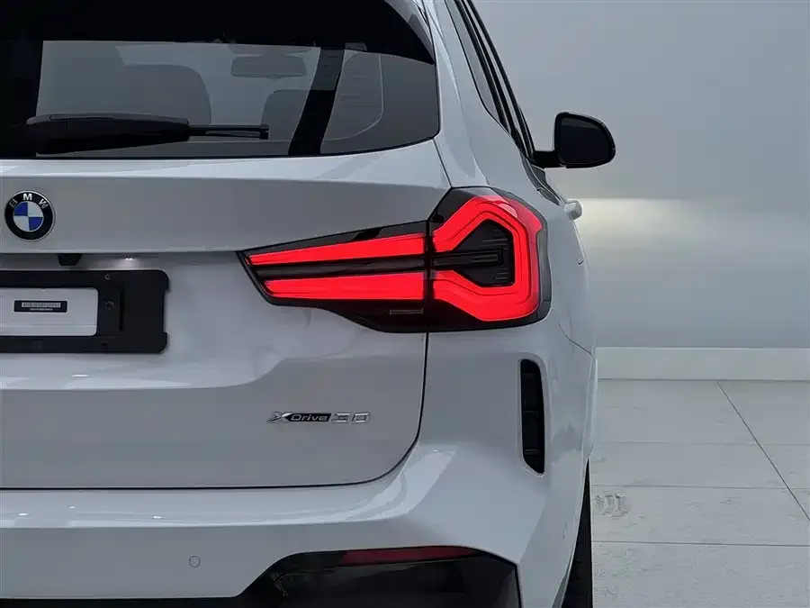BMW X3 2023 xDrive30i Advanced M Night Package 2023 — миниатюра 3