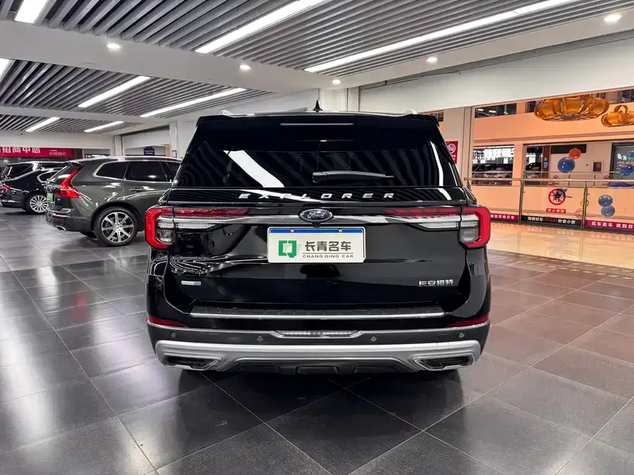Ford Explorer Explorer 2023 EcoBoost 285 4WD Titanium Edition 7 Seaters 2023 — миниатюра 2