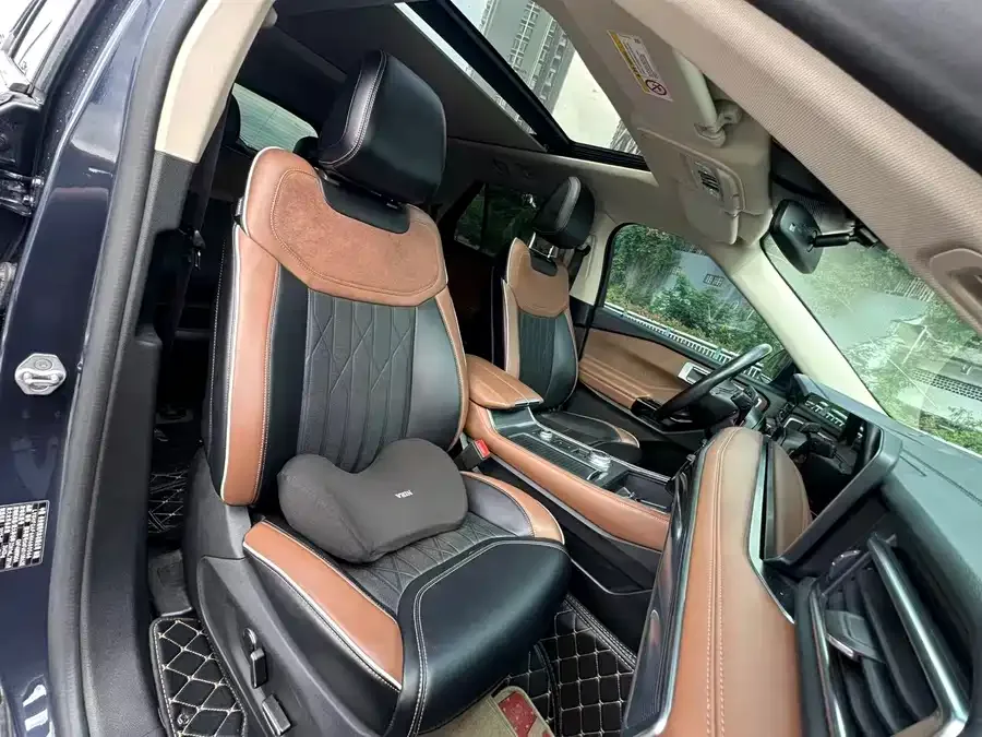 Ford Explorer Explorer 2023 EcoBoost 285 4WD Titanium Edition 7 Seaters 2022 — миниатюра 4