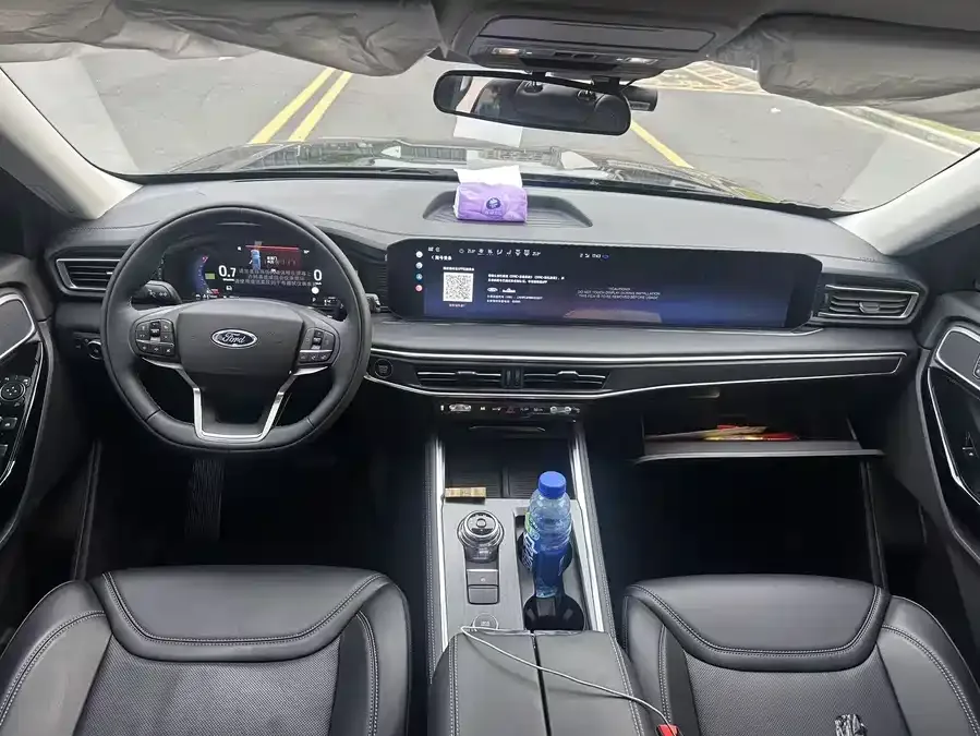 Ford Explorer Explorer 2024 2.3T EcoBoost 4WD Fashion Plus Edition 6-seater 2026 — миниатюра 3