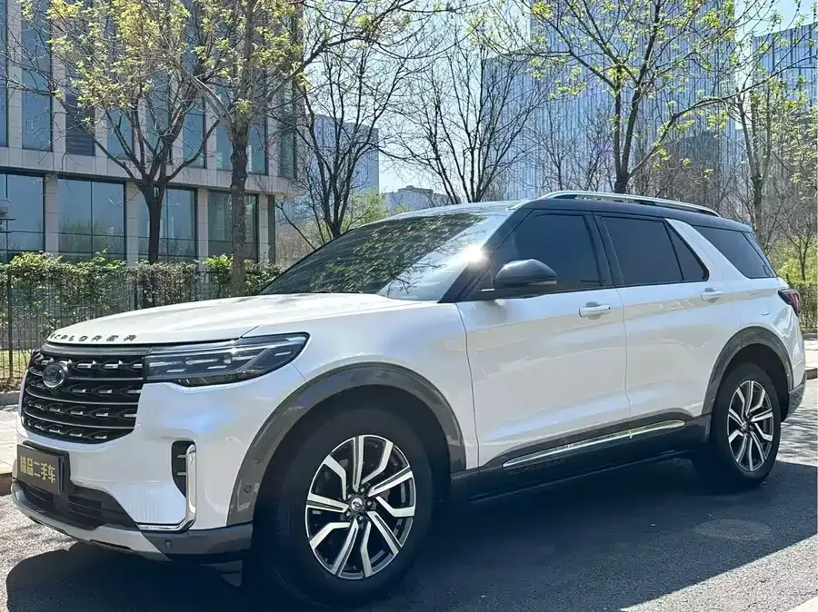 Ford Explorer 2023