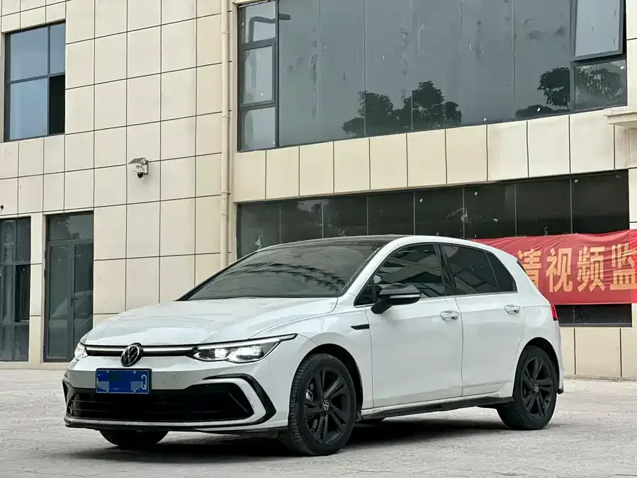 Volkswagen Golf 2022