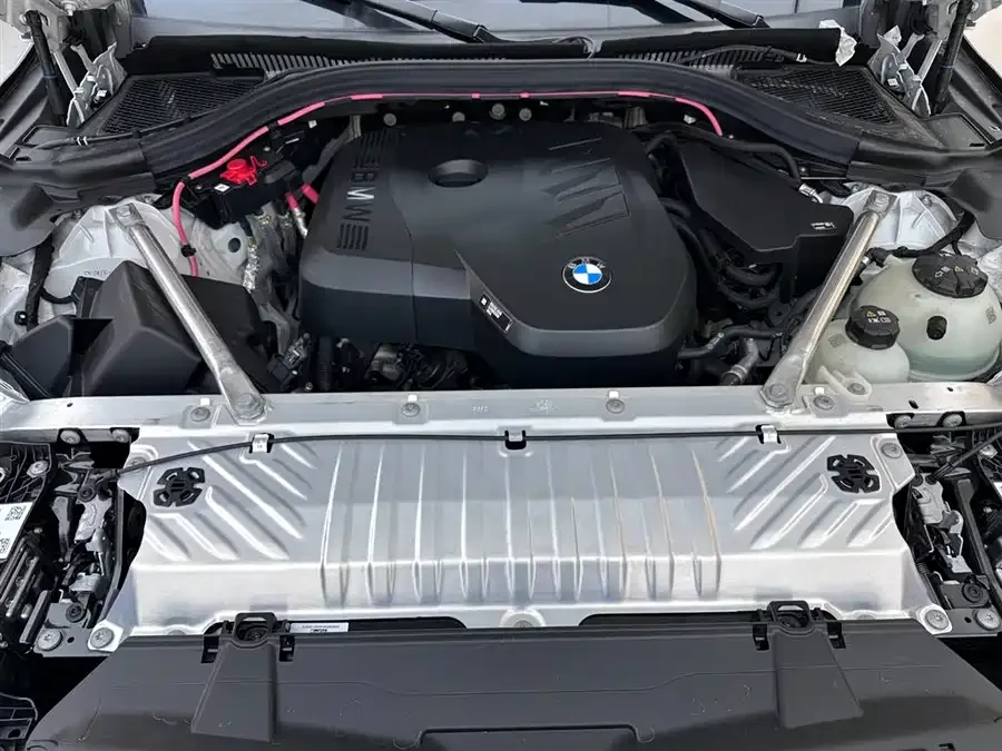 BMW X3 2025 xDrive30L Leading M Sports Package 2025 — миниатюра 5