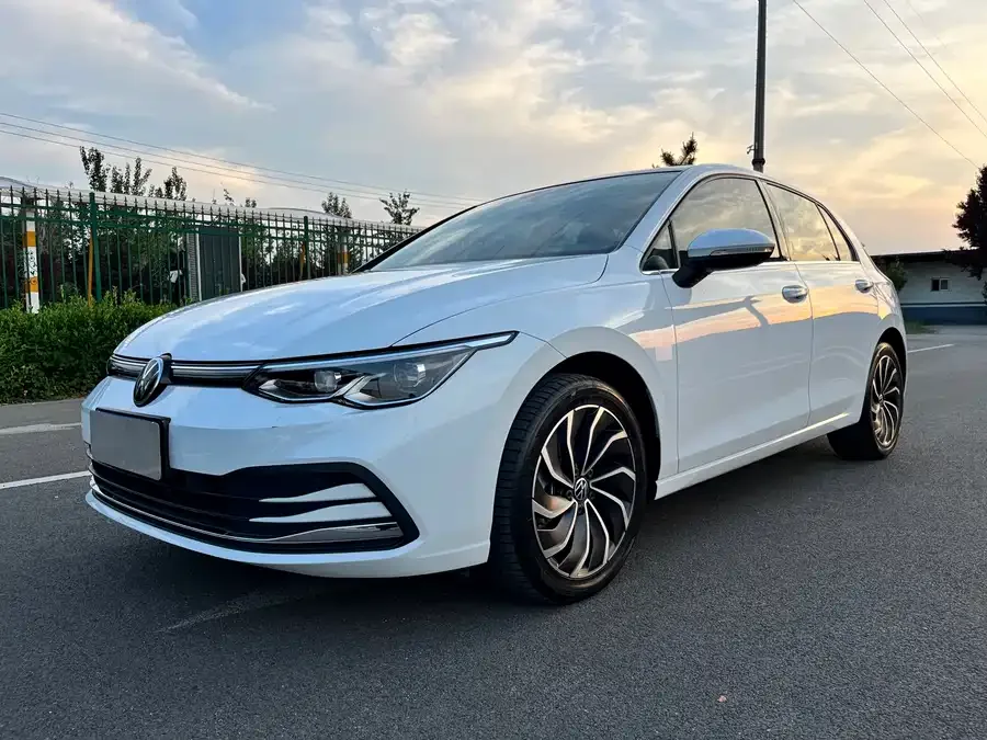 Volkswagen Golf 2022