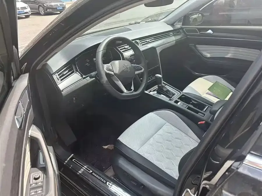 Volkswagen Magotan Magotan 2025 Public Edition 330TSI DSG Luxury Edition 2025 — миниатюра 4