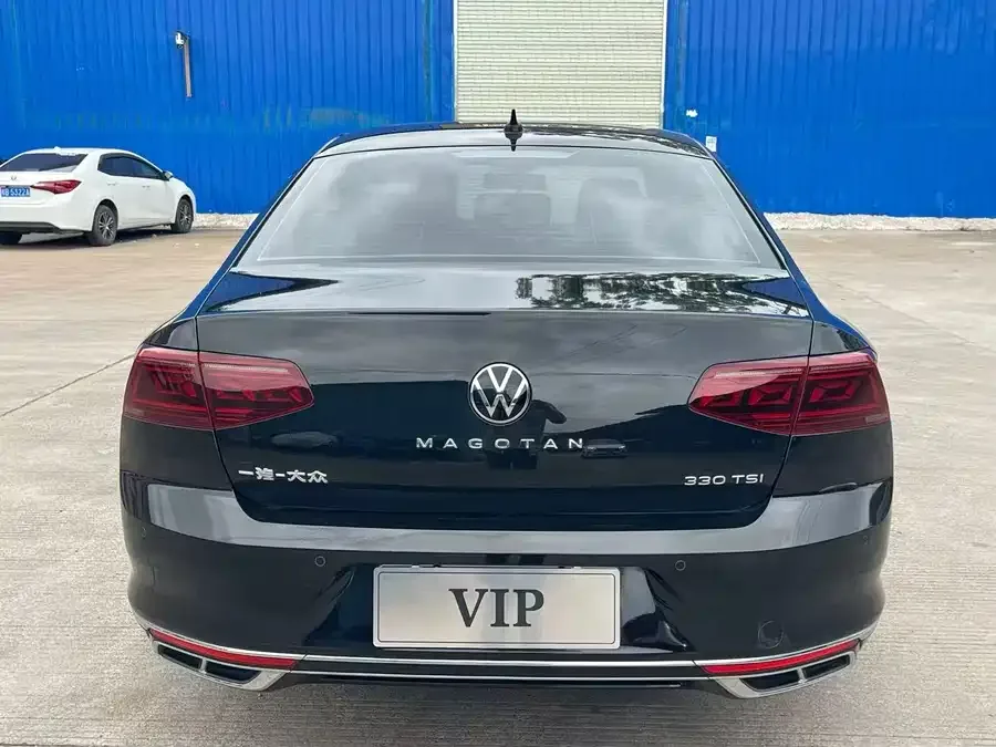 Volkswagen Magotan Magotan 2023 2 million commemorative edition 330TSI DSG luxury model 2024 — миниатюра 4