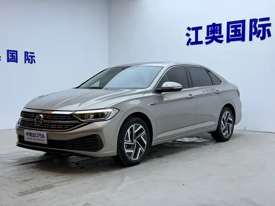 Volkswagen Sagitar 2022