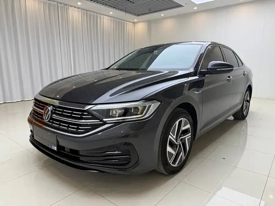 Volkswagen Sagitar 2022