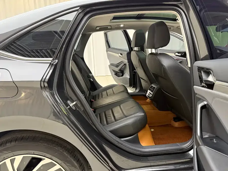 Volkswagen Sagitar 2021 Sagitar 280TSI DSG Beyond Edition 2022 — миниатюра 3