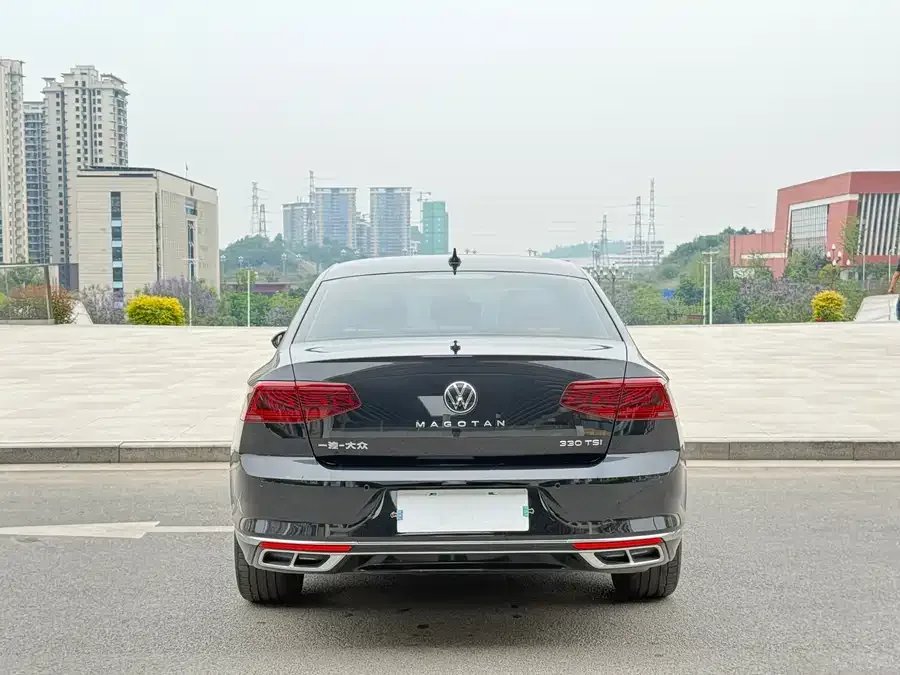 Volkswagen Magotan Magotan 2023 2 million commemorative edition 330TSI DSG luxury model 2023 — миниатюра 5