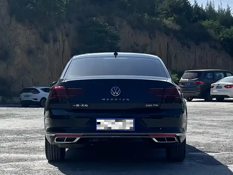 Volkswagen Magotan Magotan 2025 Public Edition 280TSI DSG Comfort Edition 2025 — миниатюра 2